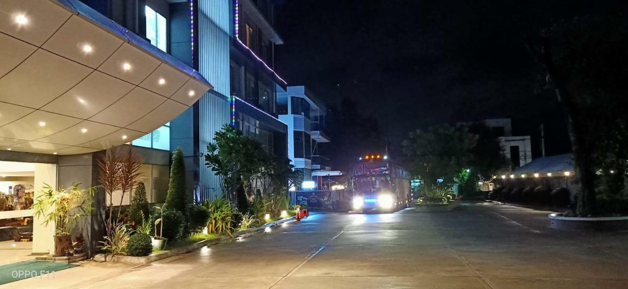 Hotel Broadway Yangon Exterior foto